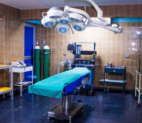 clinica santa lucia cirugia 24 horas