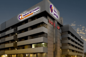 Mejores Clínicas en La Molina, Lima: Direcciones y Especialidades